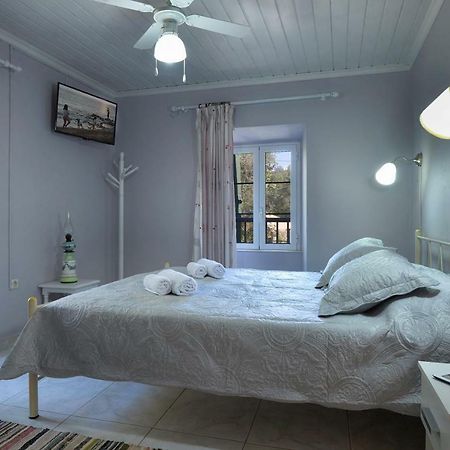 Mikroulis Residence Mastoratika ภายนอก รูปภาพ