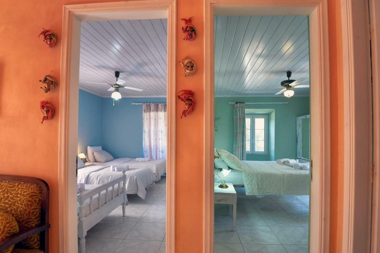 Mikroulis Residence Mastoratika ภายนอก รูปภาพ